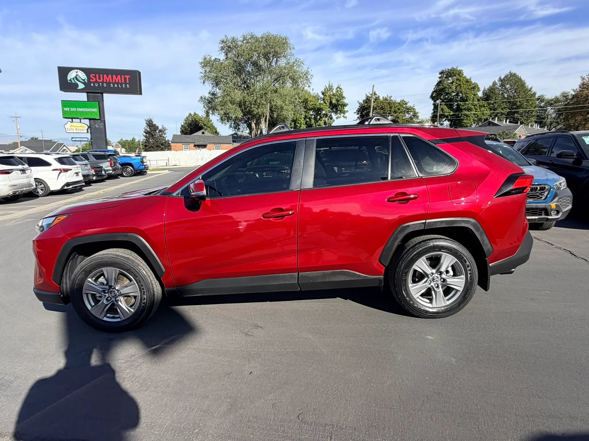Used 2024 Toyota RAV4 XLE w/ Convenience Package AWD/4WD image 7