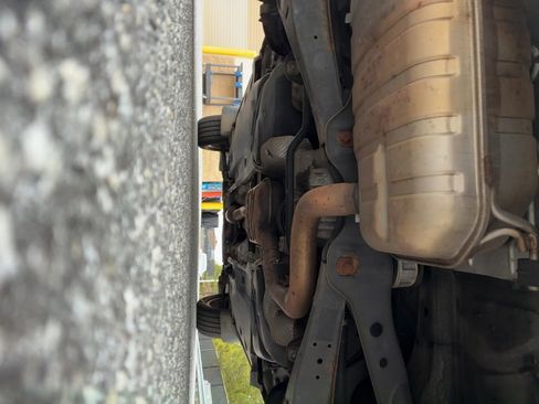 Used 2016 Volkswagen Tiguan SE image 17