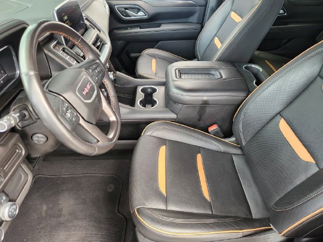Used 2022 GMC Yukon AT4 AWD/4WD image 10