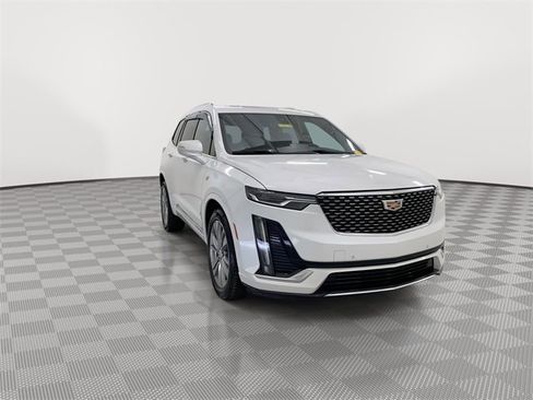 Certified 2023 Cadillac XT6 Premium Luxury w/ LPO, Floor Liner Package image 2