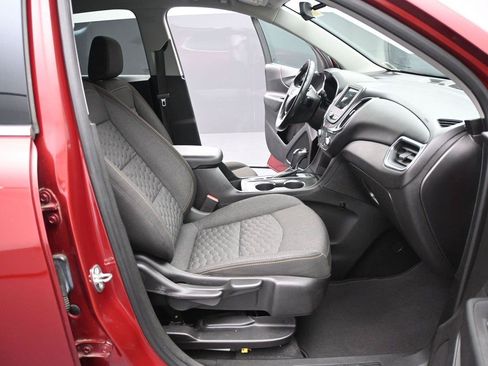 Used 2019 Chevrolet Equinox LT AWD/4WD image 16