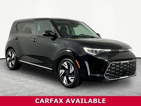 Used 2023 Kia Soul GT-Line w/ GT-Line Technology Package FWD image 3