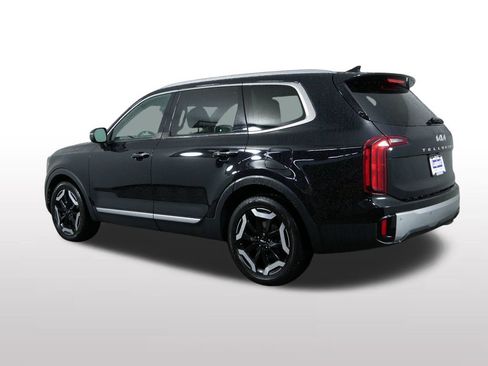 Certified 2024 Kia Telluride S w/ S Sunroof Package AWD/4WD image 9