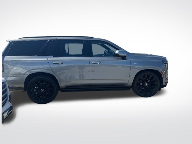 Used 2026 Cadillac Escalade Platinum Sport w/ LPO, ONYX Package AWD/4WD image 6