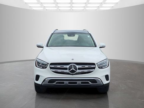 Used 2022 Mercedes-Benz GLC 300 image 2