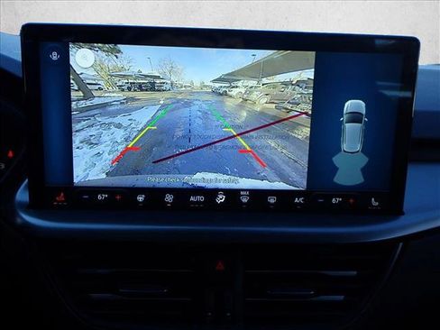 New 2026 Ford Escape SE w/ Class II Trailer Tow Package FWD image 18