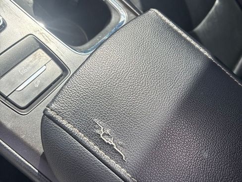 Used 2018 Ford Fusion Titanium FWD image 15