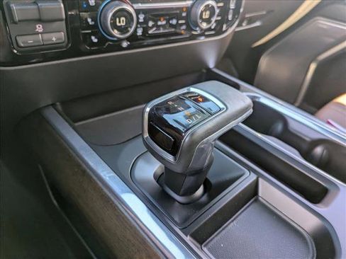 Certified 2023 Chevrolet Silverado 1500 High Country w/ Technology Package image 11