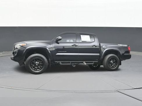 Used 2019 Toyota Tacoma TRD Sport w/ Technology Package AWD/4WD image 56