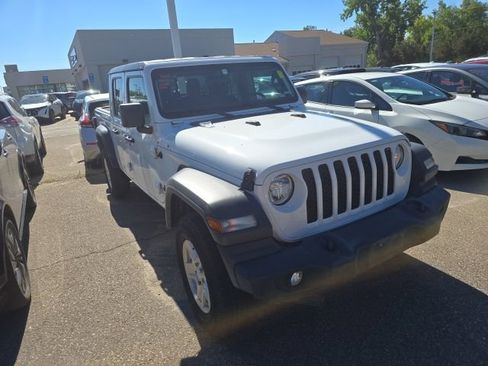 Used 2020 Jeep Gladiator Sport w/ Quick Order Package 24S AWD/4WD image 1