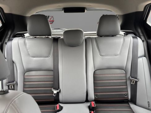 Used 2023 Nissan Kicks SR w/ SR Premium Package image 16