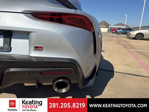 Used 2020 Toyota Supra Premium w/ Driver Assist Package image 11