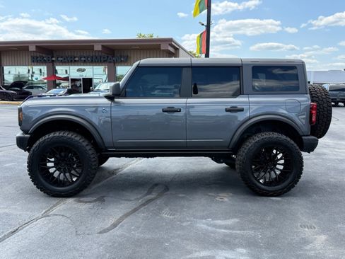 Used 2024 Ford Bronco Black Diamond AWD/4WD image 5