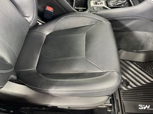 Used 2020 Subaru Forester Touring w/ Popular Package #2 image 35