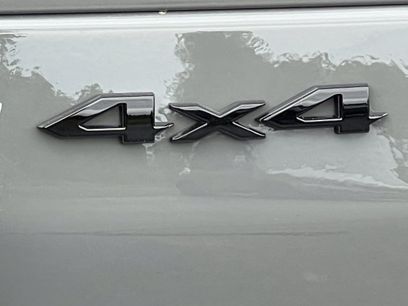 New 2027 Jeep Grand Cherokee L Limited w/ Limited Altitude Package