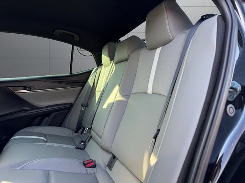 Certified 2025 Toyota Camry SE AWD/4WD image 18