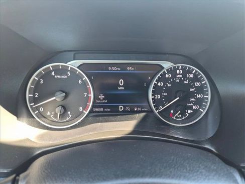 Used 2024 Nissan Sentra SV FWD image 14