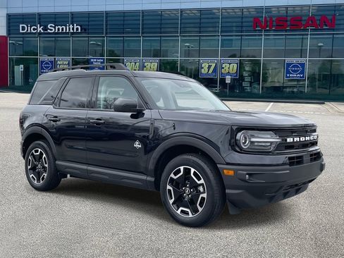 Used 2024 Ford Bronco Sport Outer Banks w/ Tech Package image 1