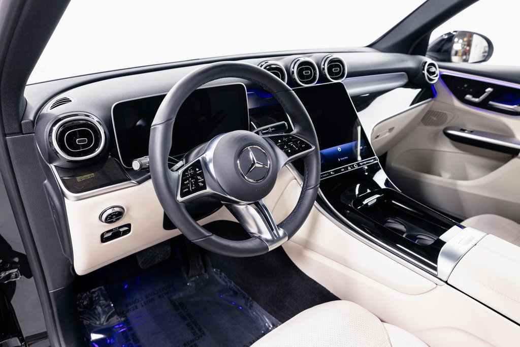 Used 2026 Mercedes-Benz GLC 300 4MATIC image 8