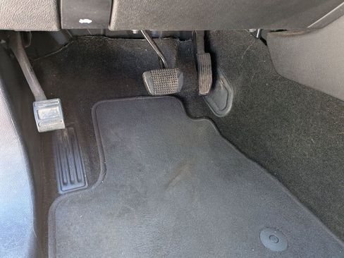 Used 2018 Chevrolet Colorado LT image 16