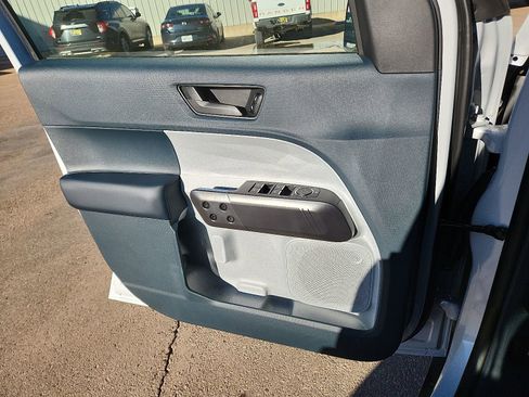 New 2025 Ford Maverick XLT w/ XLT Luxury Package image 12