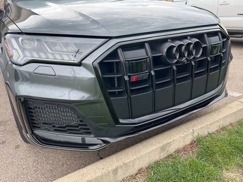 Used 2022 Audi SQ7 Prestige w/ Prestige Package image 7