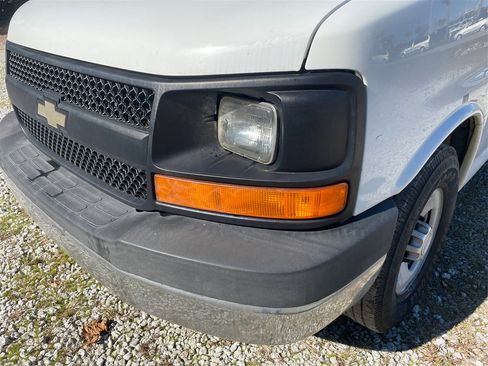 Used 2014 Chevrolet Express 2500 2500 Cargo image 38