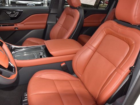 New 2026 Lincoln Aviator Reserve image 34