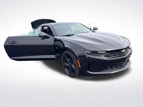 Used 2023 Chevrolet Camaro LT w/ Technology Package image 20