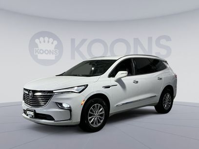 Used 2024 Buick Enclave Essence
