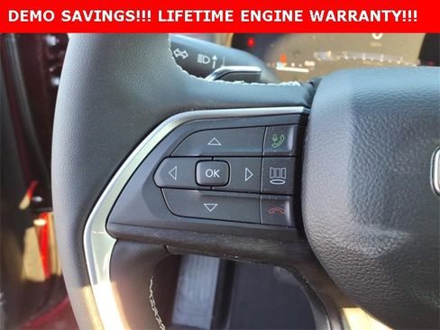 New 2026 Jeep Grand Cherokee Altitude image 19