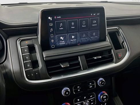 Used 2023 GMC Yukon XL AT4 w/ Technology Package AWD/4WD image 17