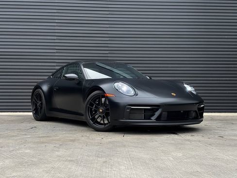 Certified 2022 Porsche 911 Carrera 4 GTS image 9