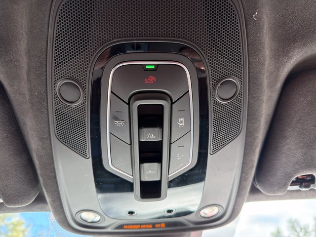 Used 2021 Audi SQ7 Prestige AWD/4WD image 18