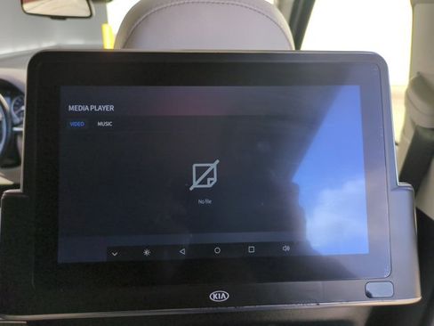 Used 2022 Kia Telluride EX image 25