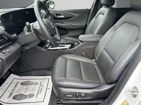 Used 2024 Buick Envista Sport Touring w/ Convenience I Package FWD image 13
