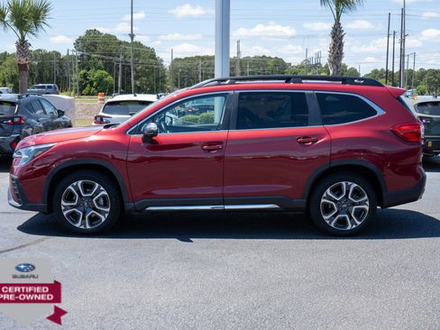 Used 2023 Subaru Ascent Limited w/ Technology Package AWD/4WD image 6