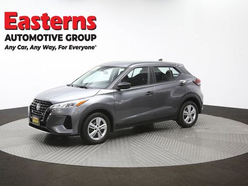 Used 2023 Nissan Kicks S image 57