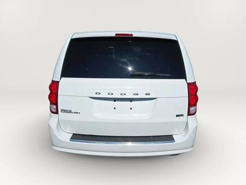 Used 2016 Dodge Grand Caravan SE w/ Quick Order Package 29E SE FWD image 8