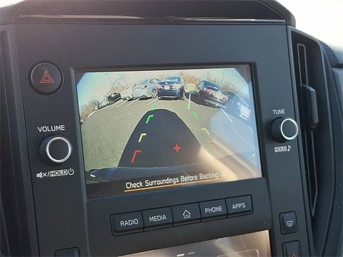 Used 2024 Subaru Crosstrek 2.0i image 18