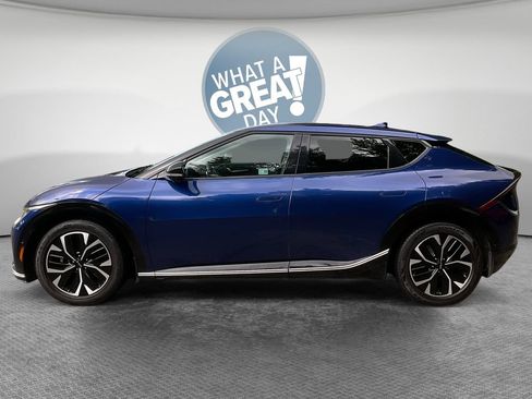 Used 2022 Kia EV6 Wind w/ Wind Technology Package AWD/4WD image 7