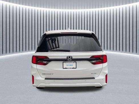 New 2026 Honda Odyssey Elite image 7