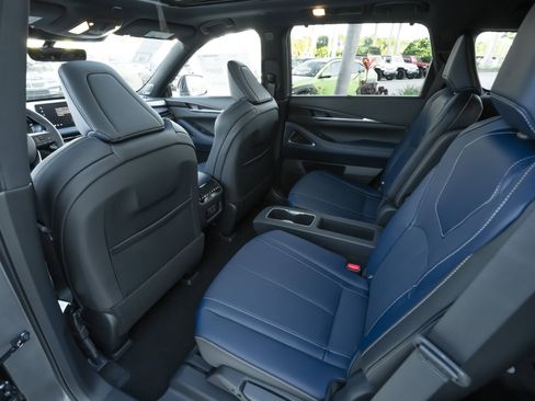 New 2026 INFINITI QX60 Sport w/ Dark Cargo Package image 26