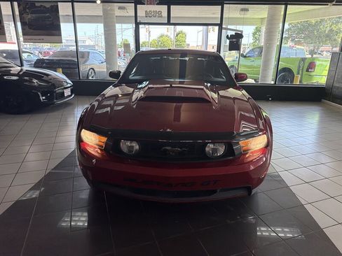 Used 2012 Ford Mustang GT Premium w/ GT Coupe Accessory Pkg 4 RWD image 4
