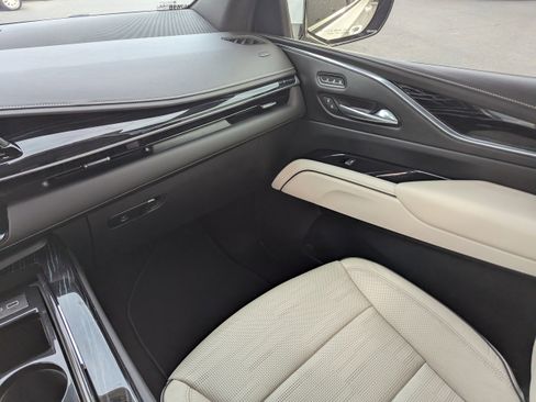 Certified 2021 Cadillac Escalade Sport w/ Driver Assist Tech Package image 16