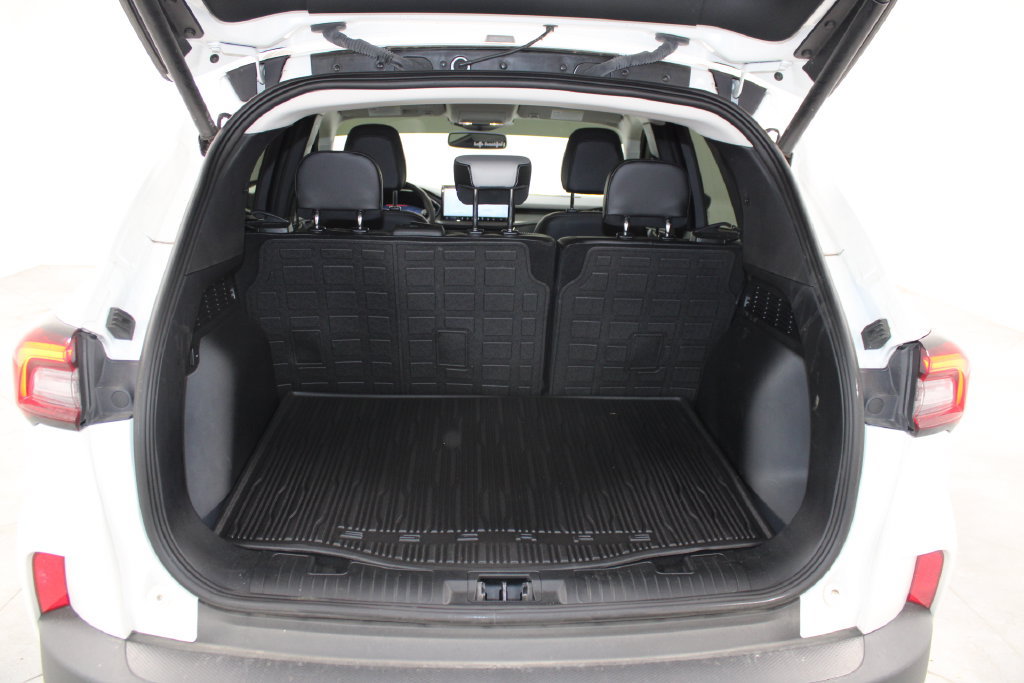Used 2024 Ford Escape Platinum w/ Premium Technology Package AWD/4WD image 14