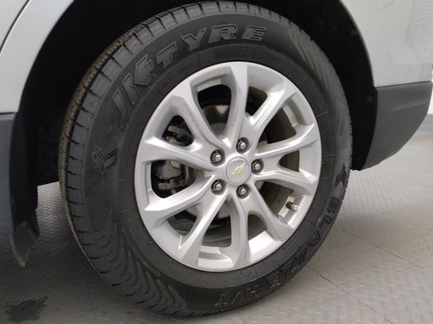 Used 2019 Chevrolet Equinox LS w/ LS Convenience Package image 31