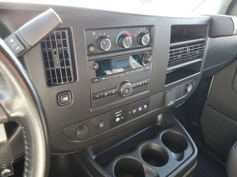 Used 2023 GMC Savana 2500 Extended w/ Driver Convenience Package image 22