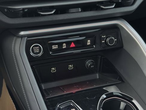 New 2025 Audi Q5 2.0T Premium Plus image 39