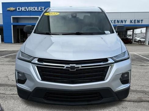 Used 2022 Chevrolet Traverse LS FWD image 29
